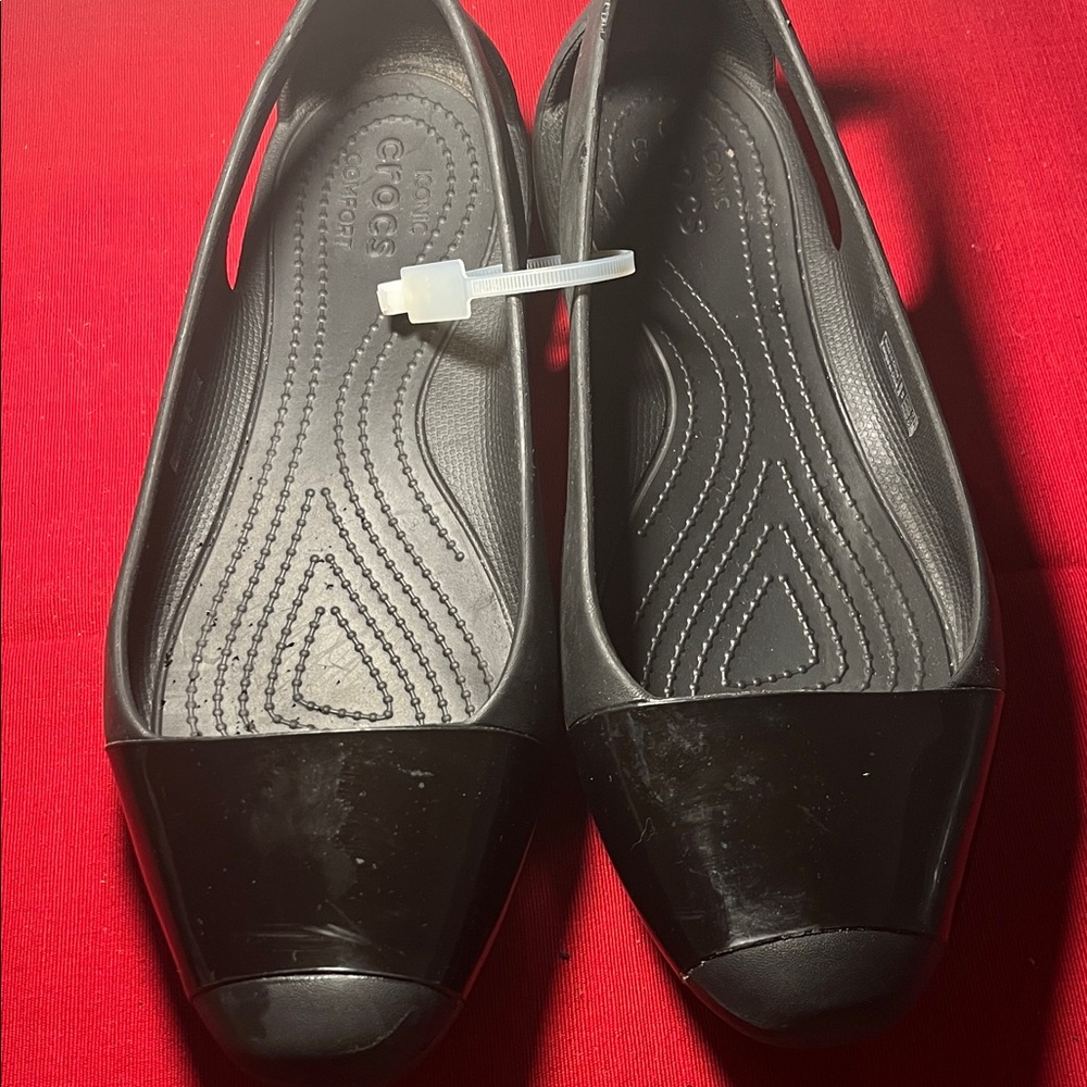 CROCS Women's Black Slip-On Ballet Flats